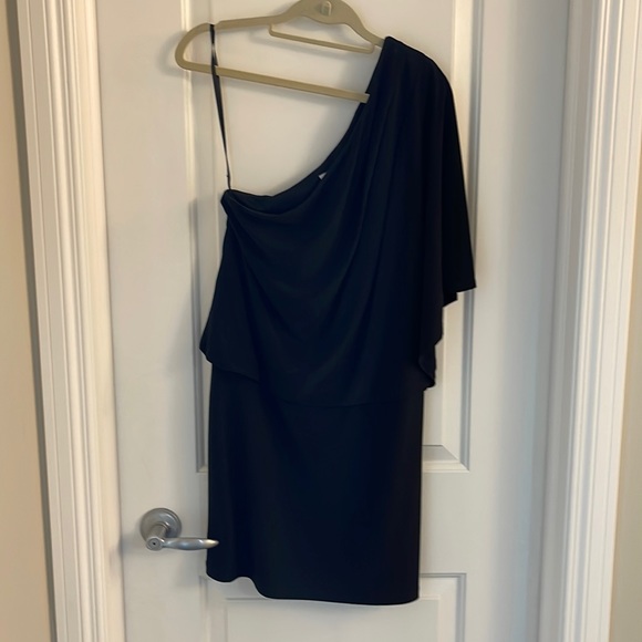 Jessica Simpson asymmetrical dress - Picture 1 of 3